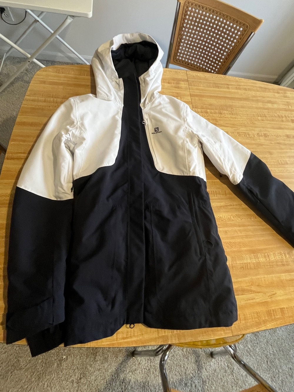 Salomon ski snowboarding jacket women’s size small blue white